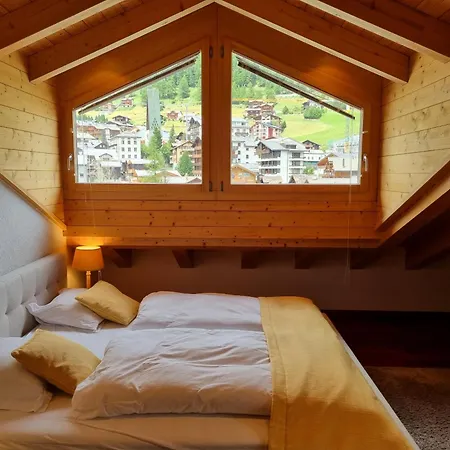 Apartament Penthouse Perla *